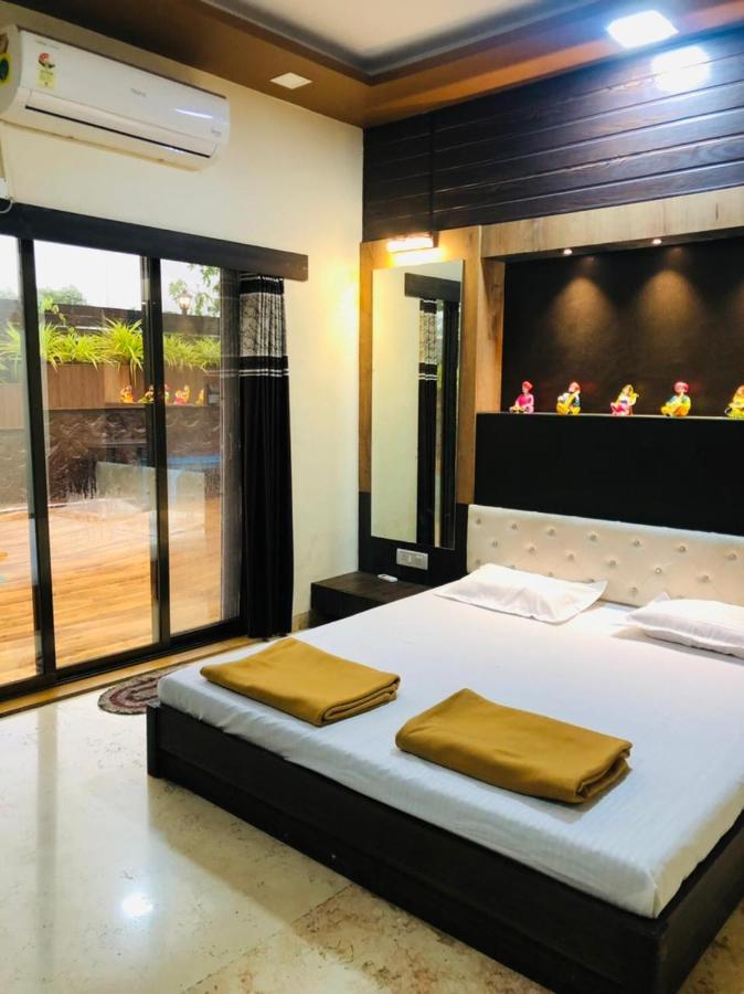Slice Of Heaven.3-Bedroom Villa With Pool & Gazebo 로나발라 외부 사진